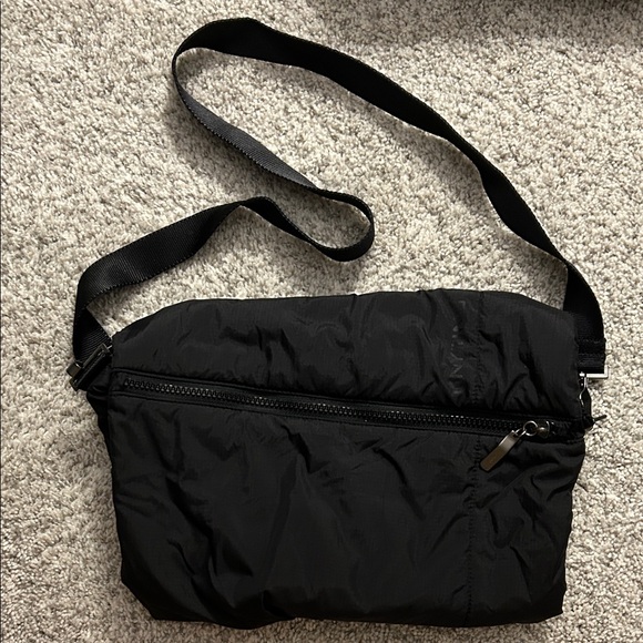 DKNY Black Crossbody Bag - Picture 1 of 5